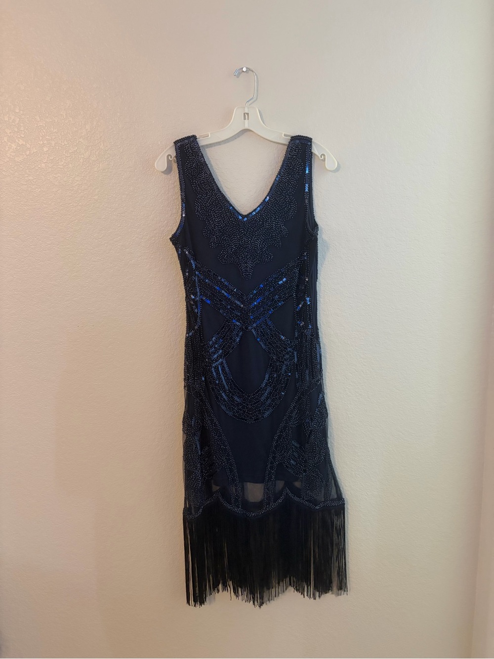 Sleeveless Navy Blue Midi Flapper 20’s Style Dress with Fringe Hem